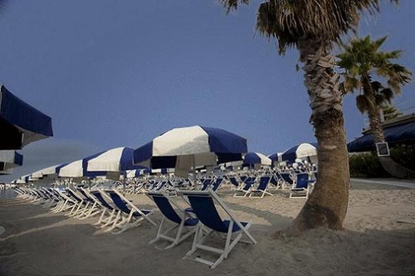 Hotel Bagni Lido Vada Εξωτερικό φωτογραφία